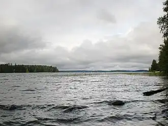 Le lac Pälkänevesi.