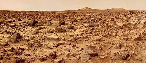 Photo panoramique du soite d'atterrissage de Mars Pathfinder.