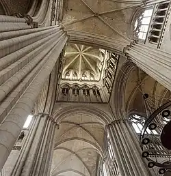 Tour-lanterne, Cathédrale de Rouen (XIIIe siècle).
