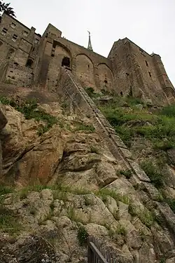 Rampe du poulain, surplombée par le saut Gaulthier.