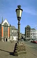 Un lampadaire conique (Pays-Bas)