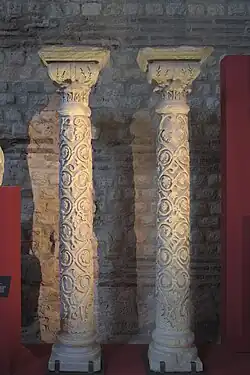 Colonnes en marbre pyrénéen du Ve siècle de l'ancienne basilique de la Daurade de Toulouse.