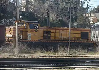 Motrice de la RDT 13 en attente en gare de Pas-des-Lanciers.