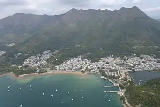 Vue des huit pics de Pat Sin Leng, à droite.