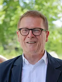 Description de l'image Paulus Hochgatterer - Zsolnay-Lesefest (b).JPG.