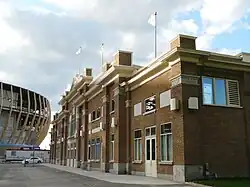 Le Pavillon du commerce, qui est un marché public en 2019