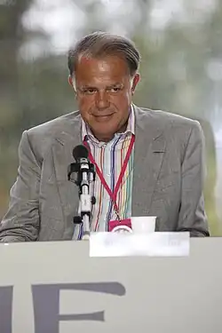 Description de cette image, également commentée ci-après