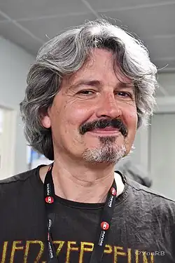 Description de cette image, également commentée ci-après