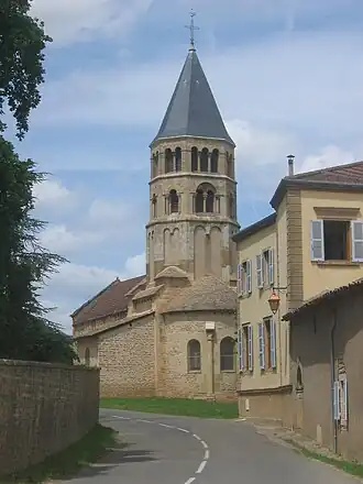 L'église de Chânes.