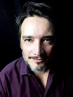 Description de cette image, également commentée ci-après