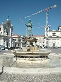 L'une des deux fontaines monumentales.