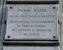 Plaque à la rue Pierre Fatio