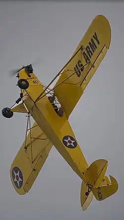 Piper J3 Cub F-AZII en présentation à l'aérodrome eu-le Tréport -Mers. Pilote Vincent Moisson. le 8 septembre 2024