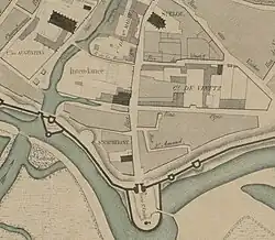 Plan  de 1755 la porte ste-Croix sur le bastion au sud.