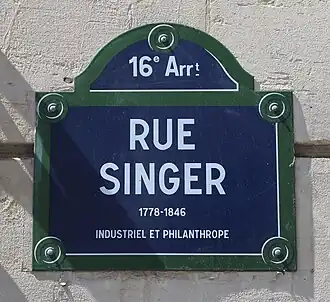 Voir la plaque.
