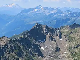 La pointe de Comborsier depuis le Grand Mont au nord-est.