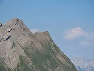 La Grande Balmaz à gauche et la pointe des Verres au centre depuis la pointe de Merdassier.