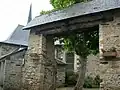 Porche à l'arrière de l'église