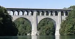 Le Pont Butin. Le tablier inférieur était prévu pour une ligne CFF.
