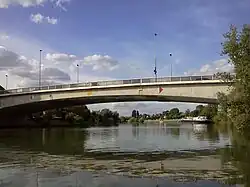 Le pont de Bry-sur-Marne.