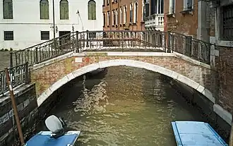 Ponte Querini vu du ponte Avogadro