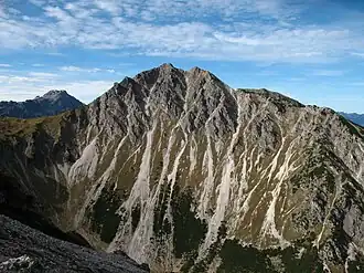 Vue du flanc est du Ponten depuis le Rohnenspitze.