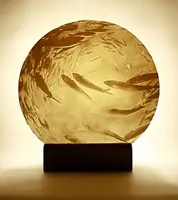 Éclairage globe en lithophanie.