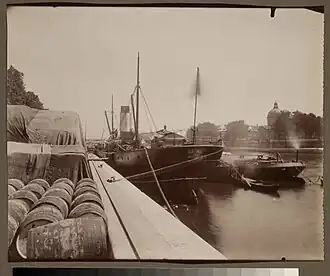 Port du Louvre en 1911Eugène Atget.
