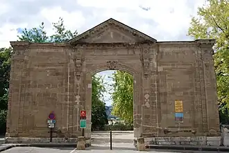 Portail de l'abbaye Saint-Ruf (entrée du parc Saint-Ruf).