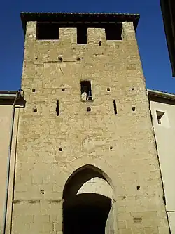 Porte fortifiée.