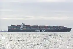 Le Los Angeles Express, un post-Panamax de 6&nbsp;750&nbsp;EVP.