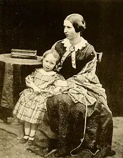 Robert Louis avec sa mère