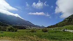 Prairie de Léoncel et route D70 en direction du sud