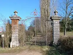 Entrée de l'ancienne abbaye