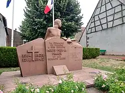 Le monument aux morts.