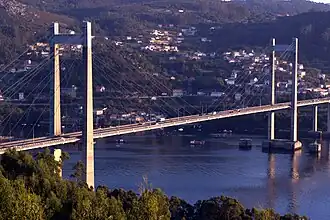 Vue du pont de Rande