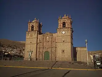 Image illustrative de l’article Cathédrale Saint-Charles-Borromée de Puno