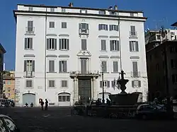 Ambassade près le Saint-Siège à Rome.