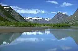 Vue depuis le milieu de la vallée.