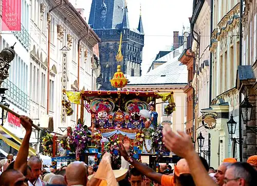 Édition 2015 du Ratha Yatra de l'ISKCON, à Prague, Tchéquie.