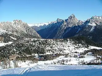 Vue du Monte Terza Grande, à droite.