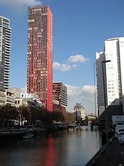 Facades donnant sur le Scheepmakershaven et pont Ibisbrug (sud).