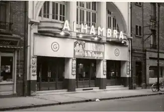 Façade de l’ Alhambra.