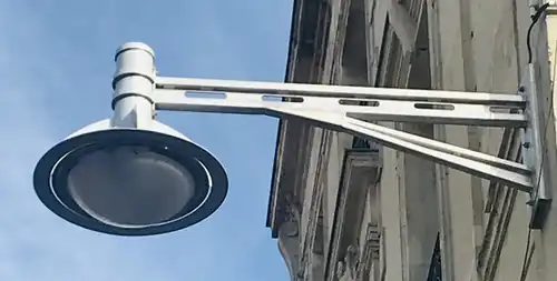 Lampadaire place d'Erlon.