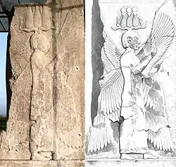 Bas-relief de génie ailé avec sa copie par Eugène Flandin (1851).