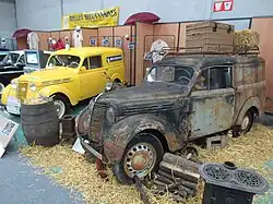 Renault Juvaquatre (1946).