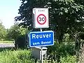 Panneau routier indiquant Reuver