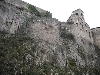 Le mur du donjon.
