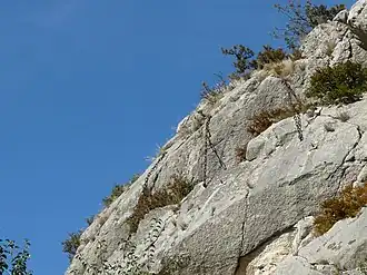 Le rocher enchaîné.