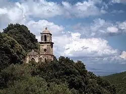 Église Santa Chjara à Magna Suttana.